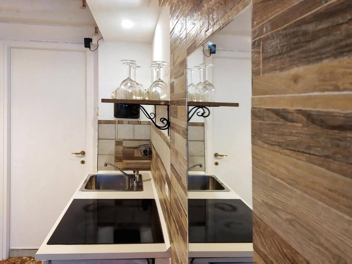 "Vacanze Romane" Stazione Tiburtina, Appartamento Tre Camere Da Letto 5 Posti Letto Exterior photo