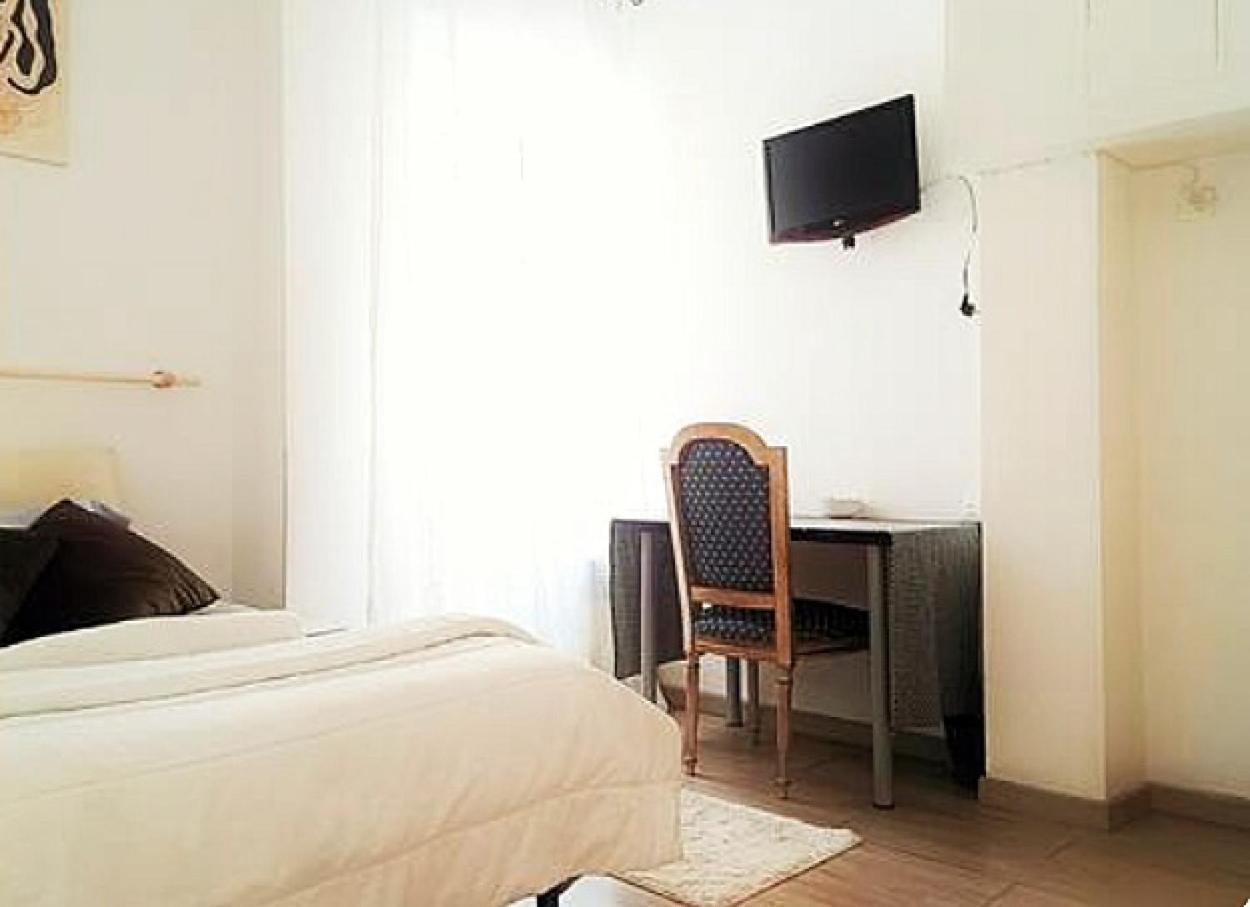 "Vacanze Romane" Stazione Tiburtina, Appartamento Tre Camere Da Letto 5 Posti Letto Exterior photo